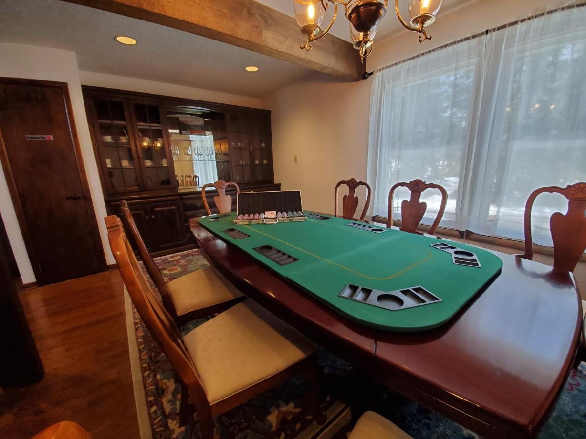 Walk To Pool & Beach - Spacious Gateway, Hot Tub, Game Room Pocono Country Place Bagian luar foto