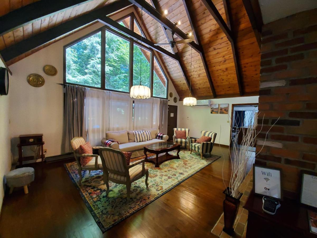 Walk To Pool & Beach - Spacious Gateway, Hot Tub, Game Room Pocono Country Place Bagian luar foto
