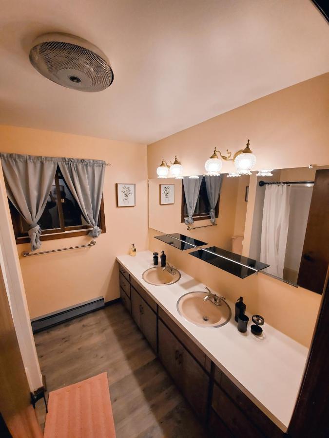 Walk To Pool & Beach - Spacious Gateway, Hot Tub, Game Room Pocono Country Place Bagian luar foto
