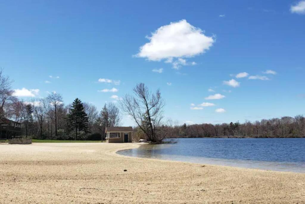 Walk To Pool & Beach - Spacious Gateway, Hot Tub, Game Room Pocono Country Place Bagian luar foto