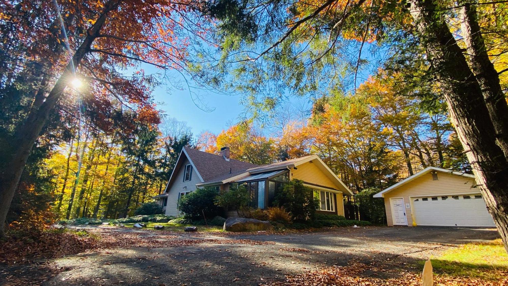 Walk To Pool & Beach - Spacious Gateway, Hot Tub, Game Room Pocono Country Place Bagian luar foto